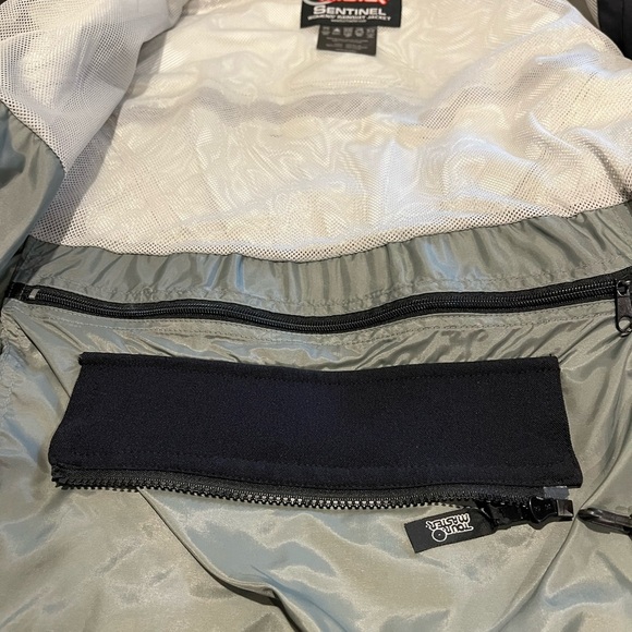 🖤 TOUR MASTER Sentinel Women’s Rain Jacket – S/M – NEW - Picture 7 of 12